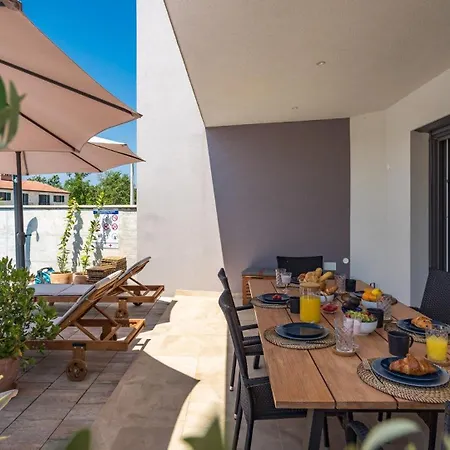 Villa Leonardo By Poreč